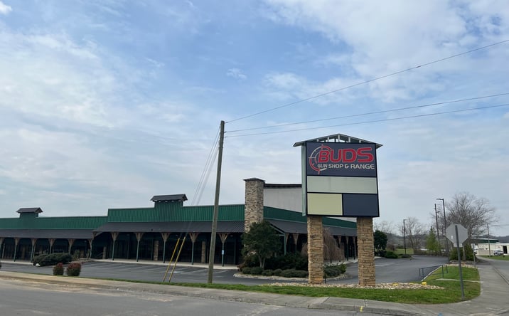 Pictures of Retail property located at 2270 Two Rivers Blvd, Sevierville, TN 37876 for lease - image #1