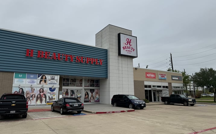 Pictures of Retail property located at 400 W Grand Pkwy S, Katy, TX 77494 for lease - image #1