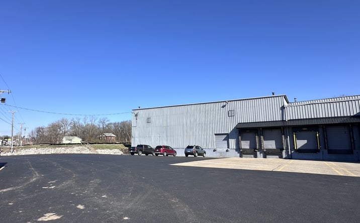 Pictures of Industrial property located at 1617 W Jefferson St, Springfield, IL 62702 for lease - image #1