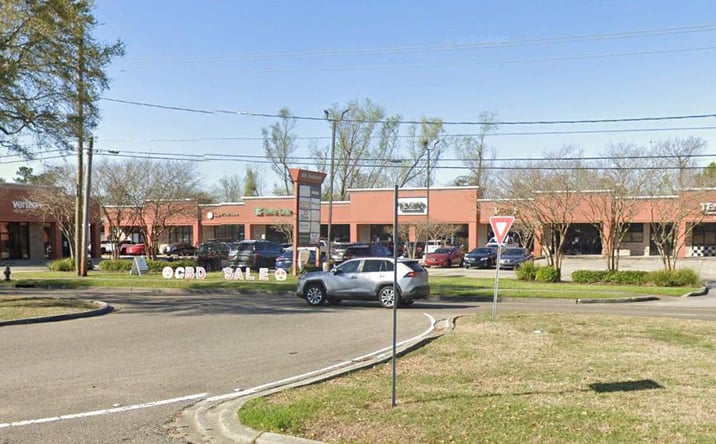 Pictures of Retail property located at 1818 Manhattan Blvd, Harvey, LA 70058 for lease - image #1