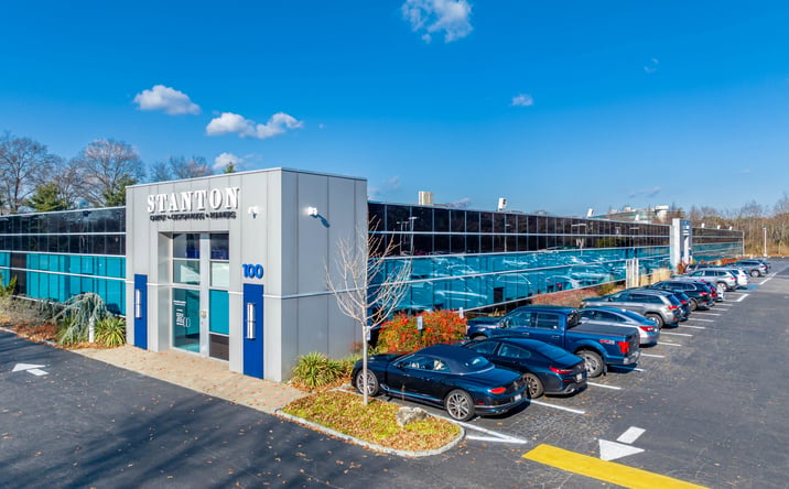 Pictures of Office property located at 100 Sunnyside Blvd Ext, Woodbury, NY 11797 for lease - image #1