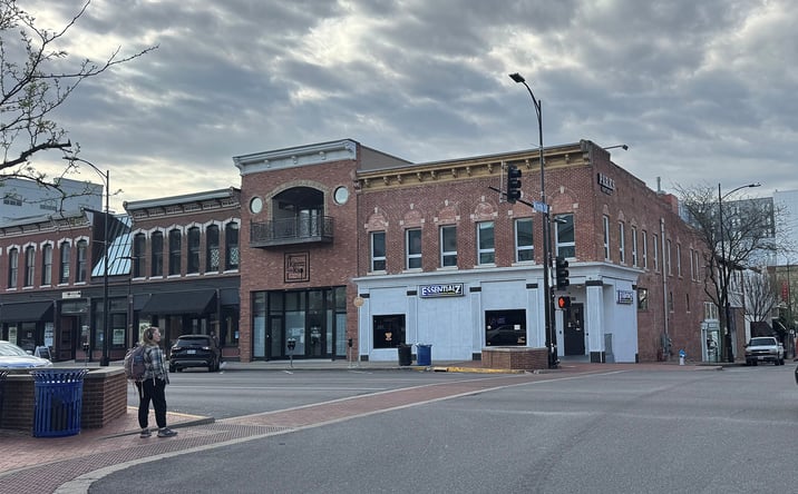 Pictures of Retail, Office property located at 4 S 9th St, Columbia, MO 65201 for lease - image #1