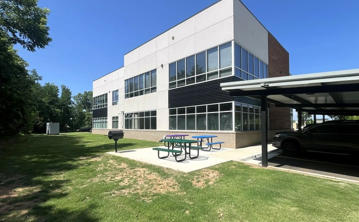 Pictures of Office property located at 4308 Grant Blvd, Yukon, OK 73099 for lease - image #1