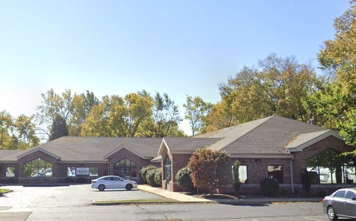 Pictures of Office property located at 345 E Ash Ave, Decatur, IL 62526 for lease - image #1