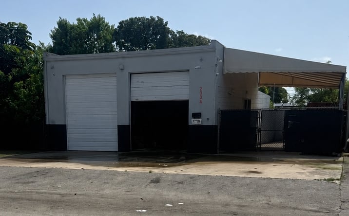 Pictures of Industrial property located at 2304 SW 60th Way, Miramar, FL 33023 for lease - image #1