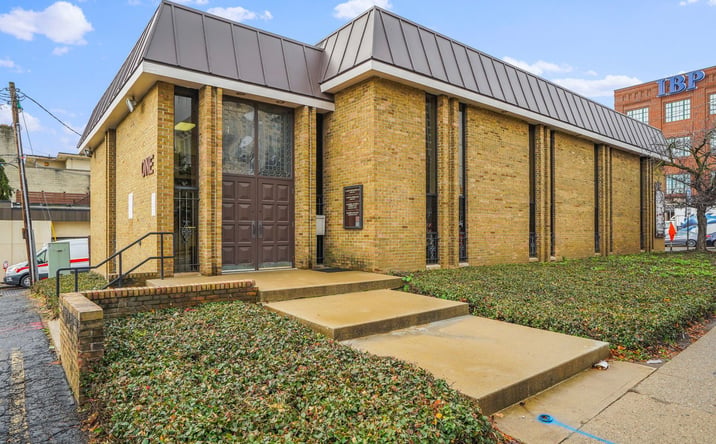 Pictures of Office property located at 1 E Livingston Ave, Columbus, OH 43215 for lease - image #1