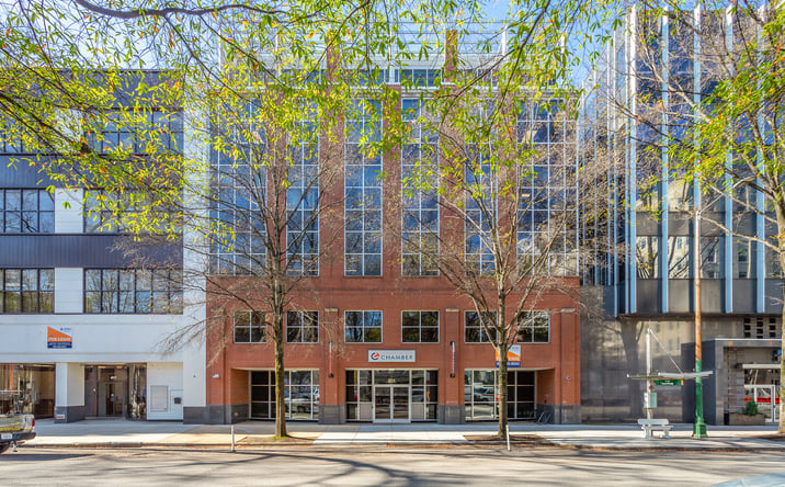 Pictures of Office property located at 811 Broad St, Chattanooga, TN 37402 for lease - image #1