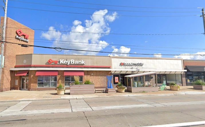 Pictures of Retail property located at 4461 Mayfield Rd, South Euclid, OH 44121 for lease - image #1
