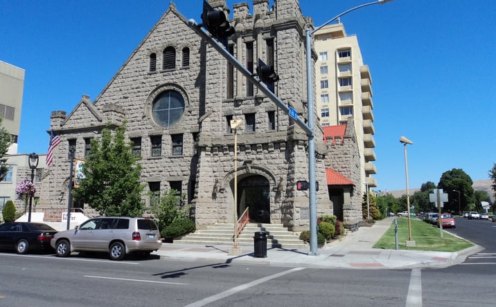 Pictures of Restaurant property located at 515 E Yakima Ave, Yakima, WA 98901 for lease - image #1