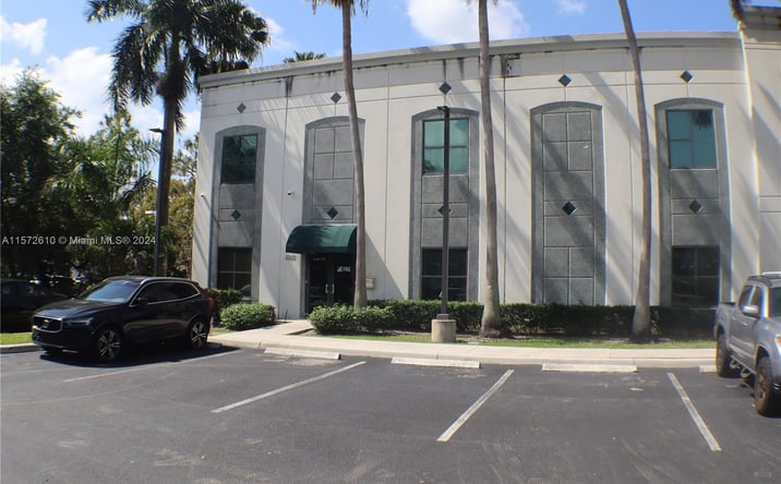 Pictures of Office property located at 1351 Sawgrass Corporate Pkwy Suite 101, Sunrise, FL 33323 for lease - image #1