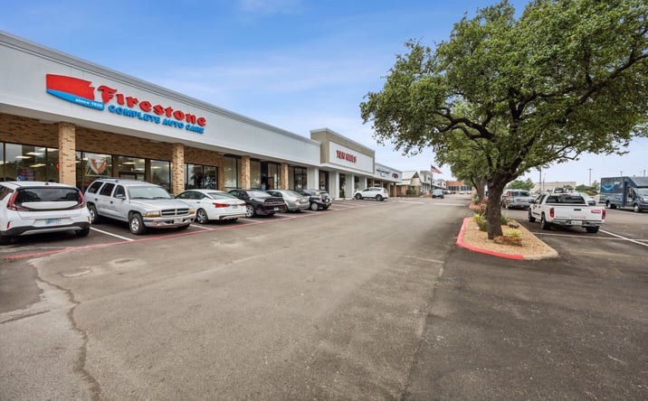 Pictures of Retail, Office, Restaurant property located at 3501 Gus Thomasson Road, Mesquite, TX 75150 for lease - image #1