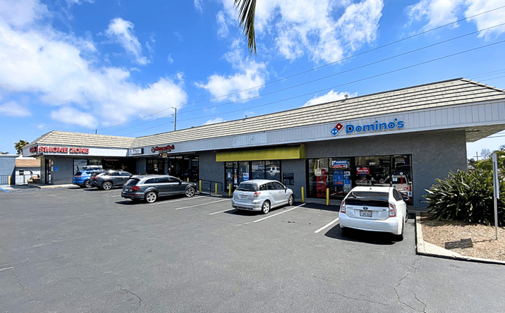 Pictures of Retail, Restaurant property located at 2015 Garnet Ave, San Diego, CA 92109 for lease - image #1