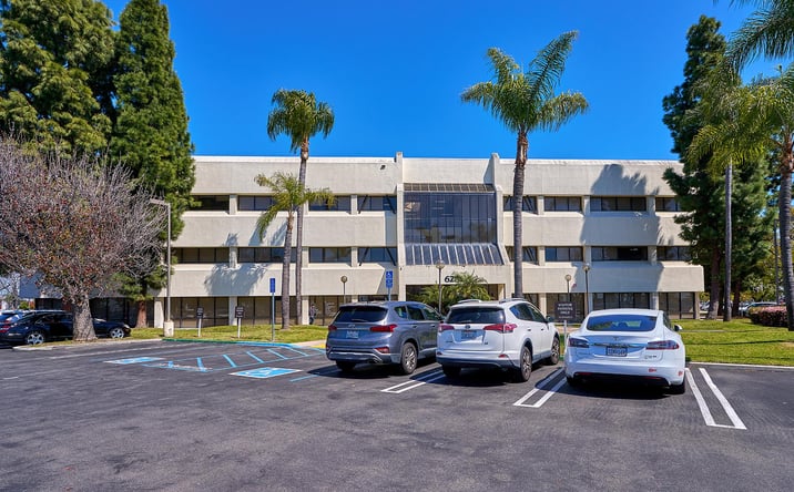 Pictures of Office property located at 6301 Beach Blvd, Buena Park, CA 90621 for lease - image #1