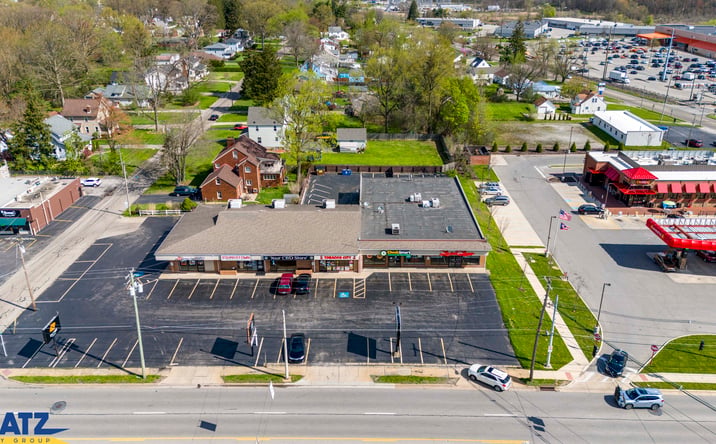 Pictures of Retail property located at 112 Boardman Poland Rd, Youngstown, OH 44512 for lease - image #1
