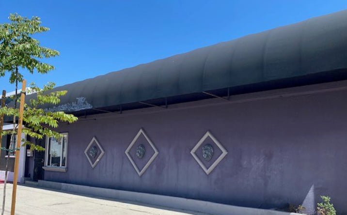 Pictures of Retail property located at 10843 Burbank Blvd, North Hollywood, CA 91601-2213 for lease - image #1