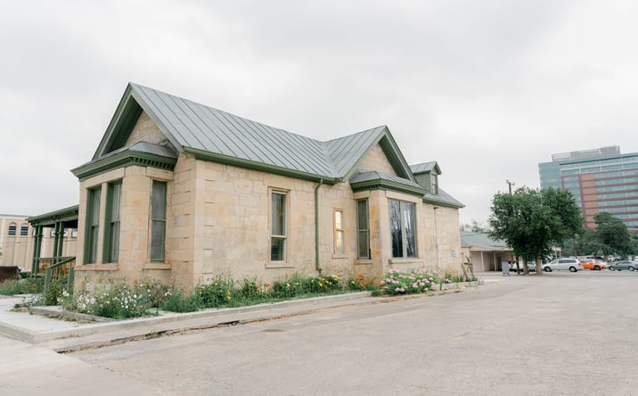 Pictures of Retail, Land property located at 814 Augusta St, San Antonio, TX 78215 for lease - image #1