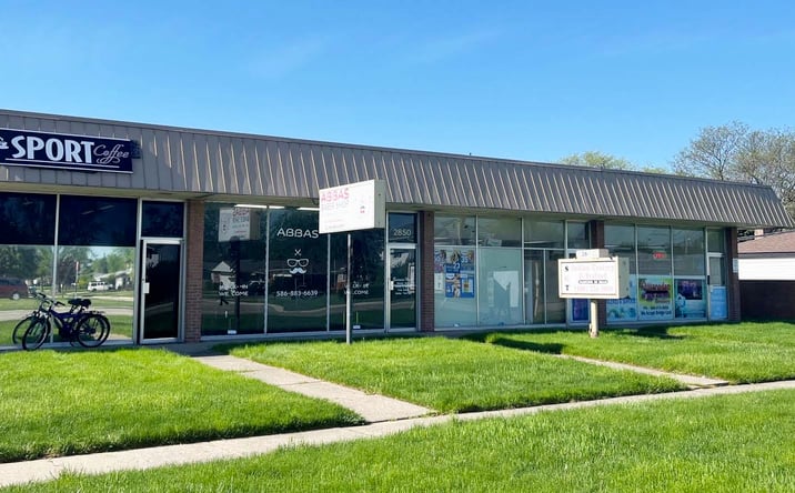 Pictures of Retail property located at 2830 E 14 Mile Rd, Warren, MI 48092 for lease - image #1