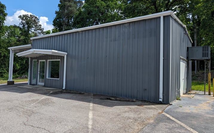 Pictures of Retail, Industrial property located at 606 E Caswell St, Wadesboro, NC 28170 for lease - image #1