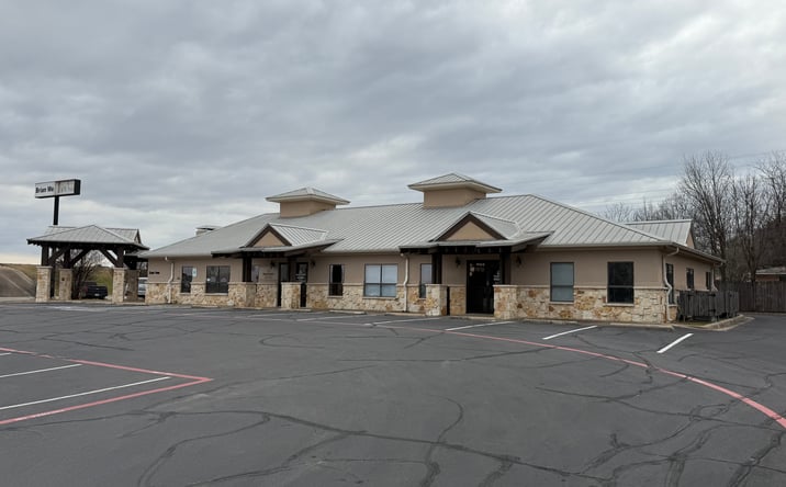 Pictures of Office property located at 100 Santa Fe Dr, Waco, TX 76712 for lease - image #1