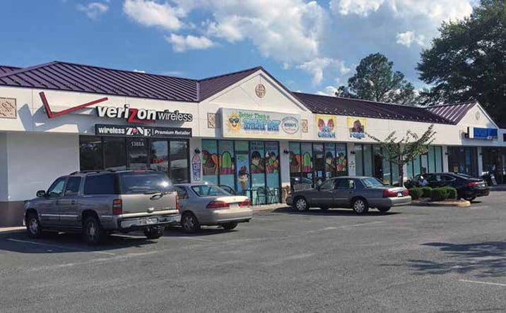 Pictures of Retail property located at 1388 Tappahannock Blvd, Tappahannock, VA 22560 for lease - image #1