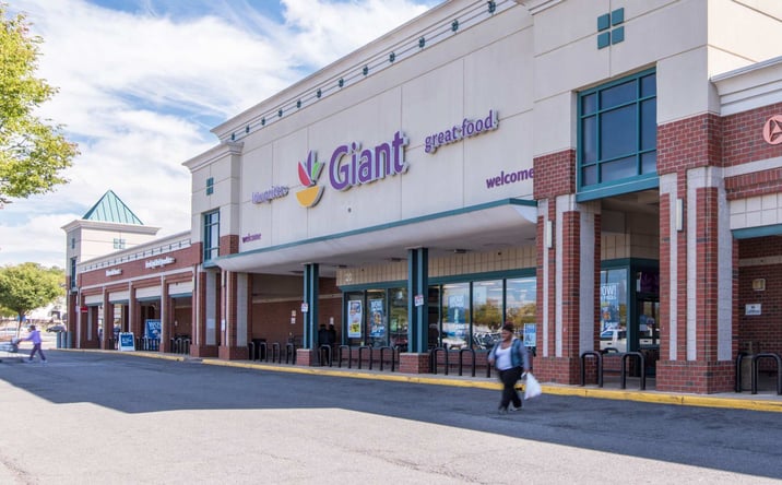 Pictures of Retail property located at 5225 Indian Head Highway, Oxon Hill, MD 20745 for lease - image #1
