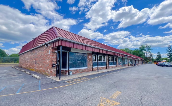 Pictures of Retail property located at 1115 Powell Rd, Brookhaven, PA 19015 for lease - image #1