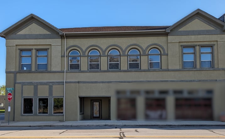 Pictures of Retail property located at 23 W North St, Danville, IL 61832 for lease - image #1