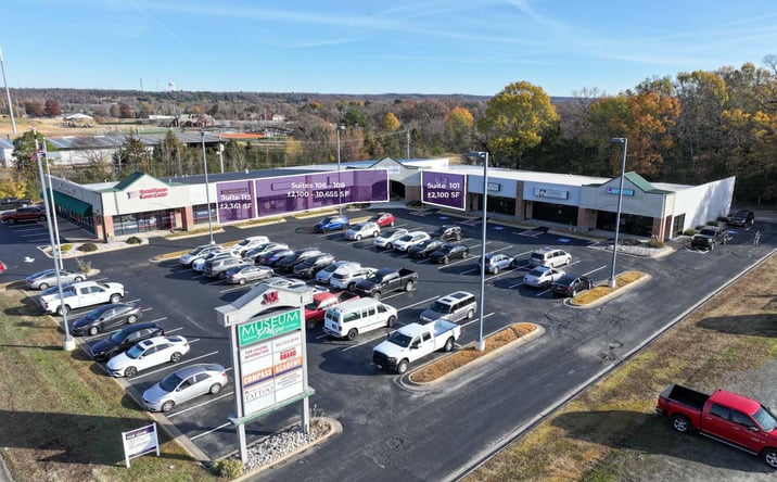 Pictures of Retail, Office, Industrial property located at 1150 Museum Rd, Conway, AR 72032 for lease - image #1