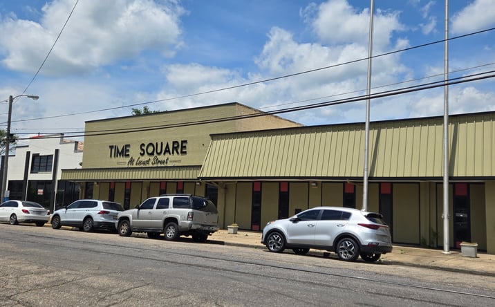 Pictures of Retail, Office, Industrial property located at 401 Locust St, Gadsden, AL 35901 for lease - image #1