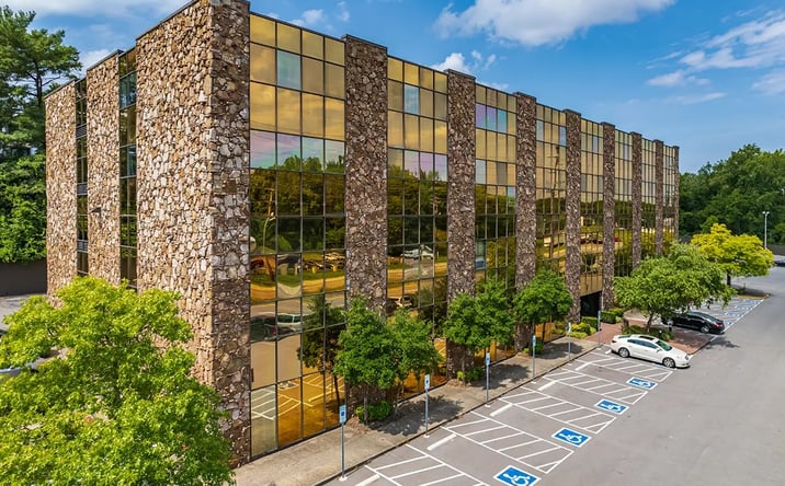 Pictures of Retail, Office, Land property located at 1161 Murfreesboro Pike, Nashville, TN 37217 for lease - image #1