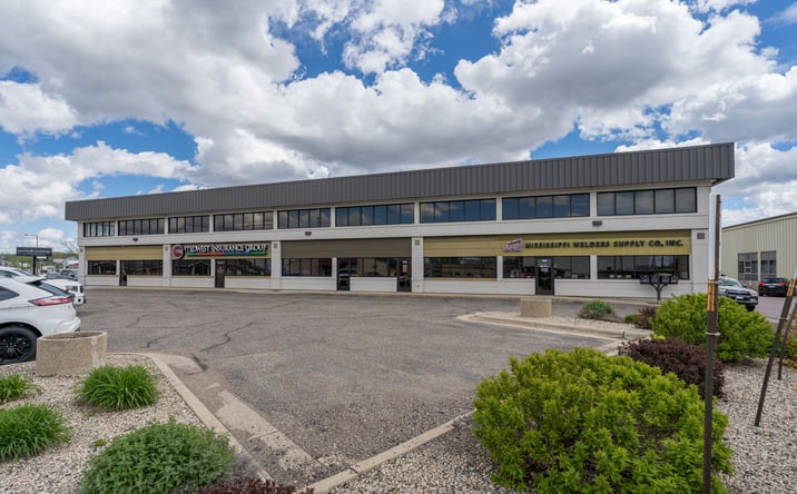 Pictures of Office property located at 1409 N Riverfront Dr, Mankato, MN 56001 for lease - image #1