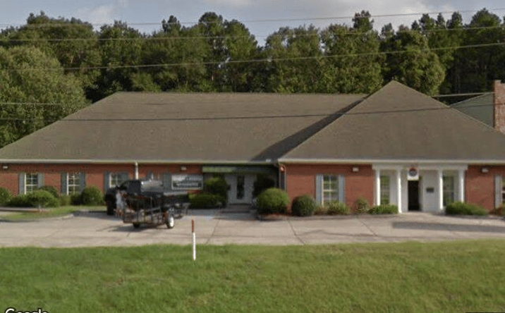 Pictures of Office property located at 6798 US-98, Hattiesburg, MS 39402 for lease - image #1