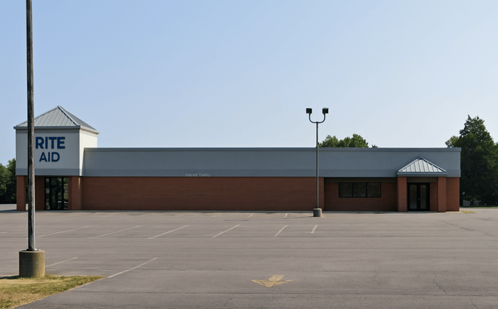 Pictures of Retail property located at 4407 Niagara Falls Blvd, Niagara Falls, NY 14304 for lease - image #1