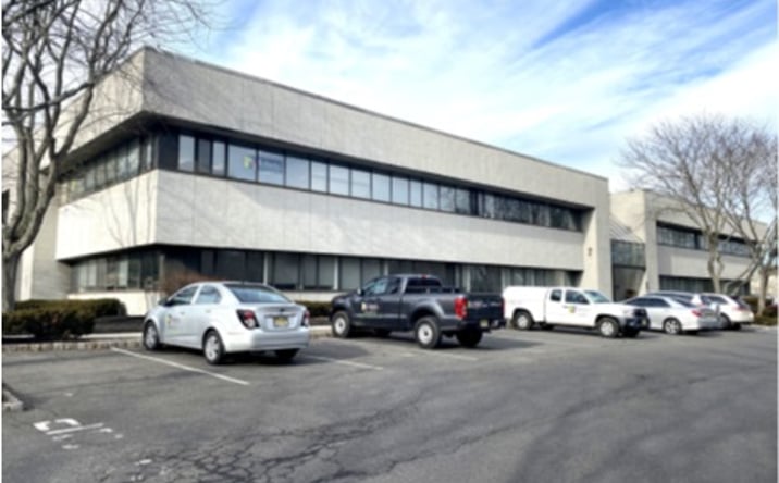 Pictures of Office property located at 1670 Whitehorse Hamilton Square Rd, Trenton, NJ 08619 for lease - image #1