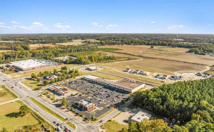 Pictures of Retail property located at 131 Nashville Commons Dr, Nashville, NC 27856 for lease - image #1