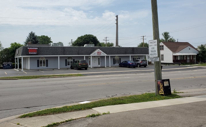 Pictures of Office property located at 1505-1517 Cleveland Drive, Cheektowaga, NY 14225 for lease - image #1