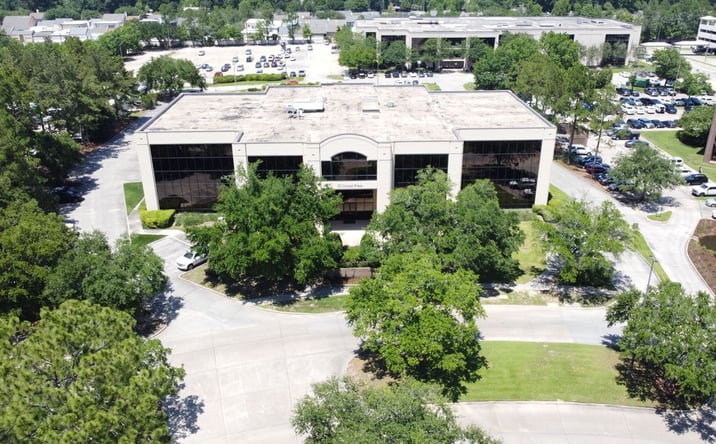 Pictures of Office property located at 8545 United Plaza Blvd, Baton Rouge, LA 70809 for lease - image #1