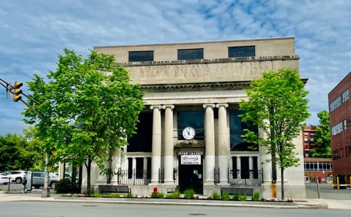 Pictures of Retail, Office, Restaurant property located at 399 Main St, Malden, MA 02148 for lease - image #1