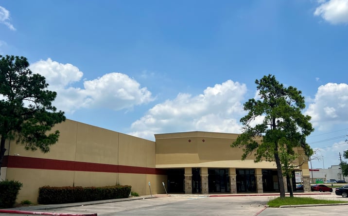 Pictures of Retail, Industrial, Restaurant property located at 100 Cypresswood Dr, Spring, TX 77388 for lease - image #1