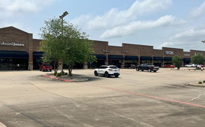 Pictures of Retail, Office property located at 2203 Trinity Blvd, Texarkana, AR 71854 for lease - image #1