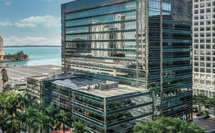 Pictures of Office property located at 777 Brickell Ave #5th Floor, Miami, FL 33131 for lease - image #1