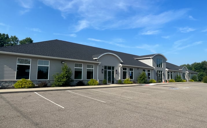Pictures of Office property located at 7034 Braucher St NW, North Canton, OH 44720 for lease - image #1