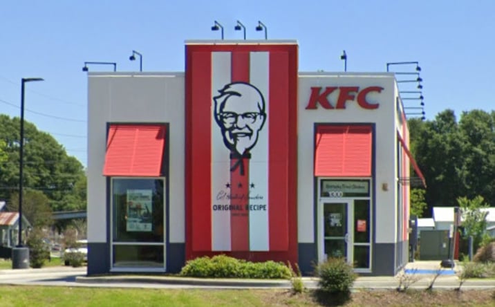 Pictures of Retail, Restaurant property located at 1320 N University Ave, Lafayette, LA 70506 for lease - image #1