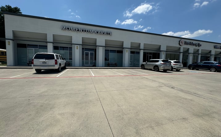 Pictures of Retail, Office property located at 525 Sawdust Rd, The Woodlands, TX 77380 for lease - image #1