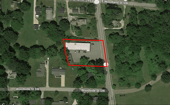 Pictures of Retail, Office property located at 627 S Prospect Ave., Hartville, OH 44632 for lease - image #1