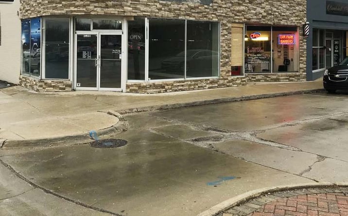 Pictures of Retail property located at 26001 Coolidge, Oak Park, MI 48237 for lease - image #1