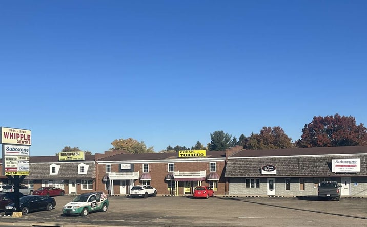 Pictures of Retail, Office property located at 2864 Whipple Ave NW, Canton, OH 44708 for lease - image #1