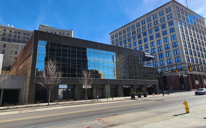Pictures of Office, Retail property located at 137 S Main St, Akron, OH 44308 for lease - image #1