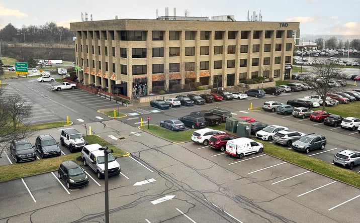 Pictures of Office property located at 2 Robinson Plaza, Pittsburgh, PA 15205 for lease - image #1