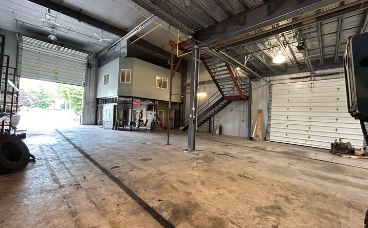 Pictures of Retail, Office, Industrial property located at 7293 Buckley Rd, Syracuse, NY 13212 for lease - image #1
